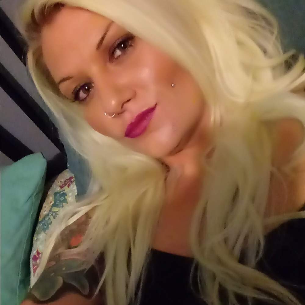 Meet your Posher, Amber